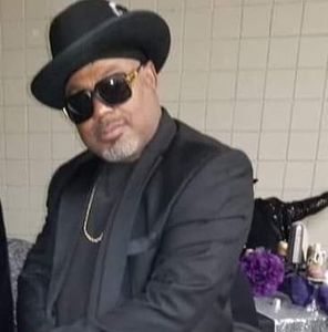 Meet your Posher, Phillip